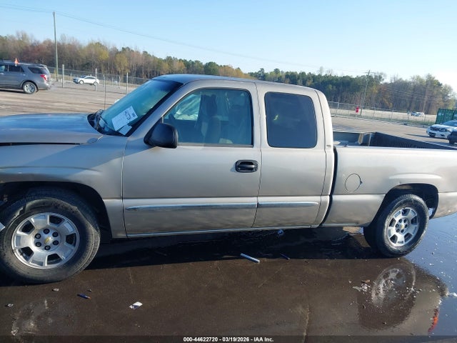 44622720 :رقم المزاد ، 2GTEC19V831352690 vin ، 2003 Gmc Sierra 1500 Sle مزاد بيع