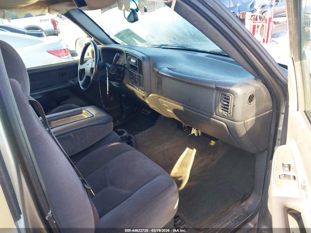 44622720 :رقم المزاد ، 2GTEC19V831352690 vin ، 2003 Gmc Sierra 1500 Sle مزاد بيع