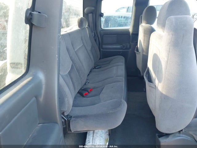 44622720 :رقم المزاد ، 2GTEC19V831352690 vin ، 2003 Gmc Sierra 1500 Sle مزاد بيع