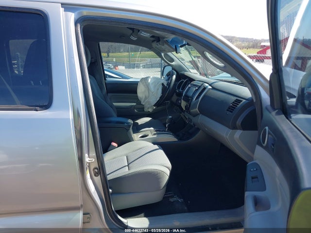 Aukcja sprzedaży 2014 Toyota Tacoma Base V6, vin: 3TMMU4FN6EM069926, numer aukcji: 44622743