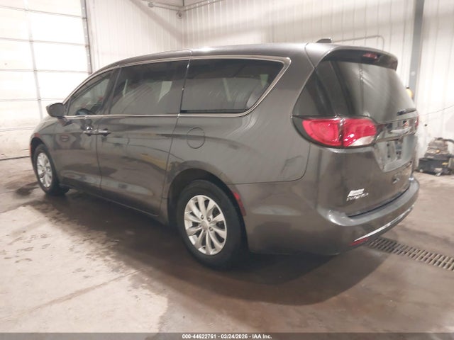 2019 Chrysler Pacifica Touring Plus მანქანა იყიდება აუქციონზე, vin: 2C4RC1FG5KR628184, აუქციონის ნომერი: 44622761