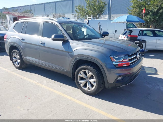 2018 VOLKSWAGEN ATLAS 1V2LR2CA3JC548981