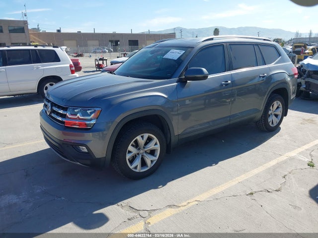 2018 VOLKSWAGEN ATLAS 1V2LR2CA3JC548981 Photo 1