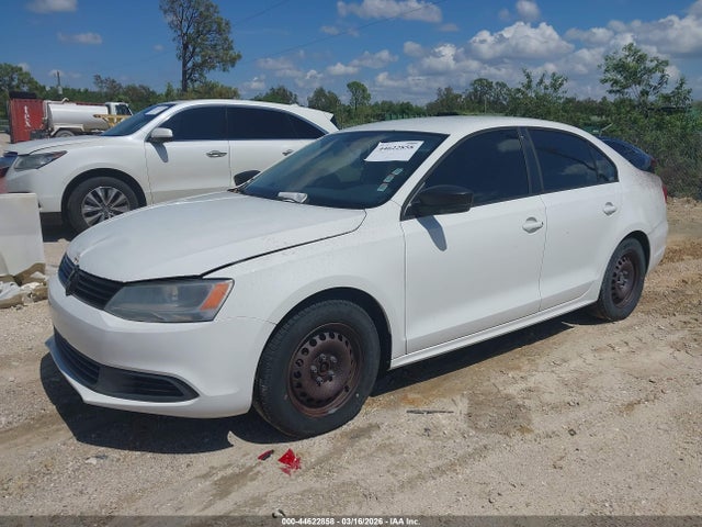 44622858 :رقم المزاد ، 3VW2K7AJXEM234909 vin ، 2014 Volkswagen Jetta 2.0l S مزاد بيع