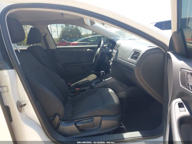 44622858 :رقم المزاد ، 3VW2K7AJXEM234909 vin ، 2014 Volkswagen Jetta 2.0l S مزاد بيع