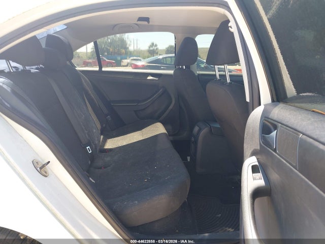 44622858 :رقم المزاد ، 3VW2K7AJXEM234909 vin ، 2014 Volkswagen Jetta 2.0l S مزاد بيع