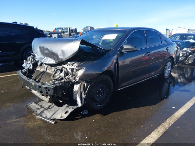 Продажа на аукционе авто 2014 Toyota Camry Hybrid Le, vin: 4T1BD1FK0EU122333, номер лота: 44622878