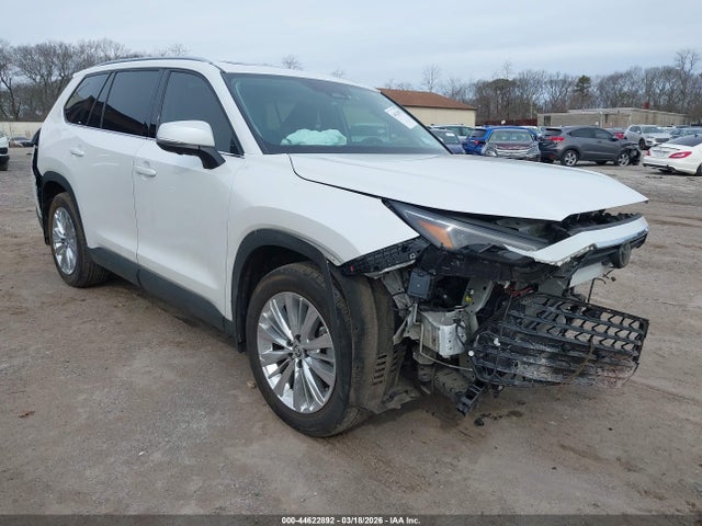 2024 TOYOTA GRAND HIGHLANDER 5TDAAAB50RS068583