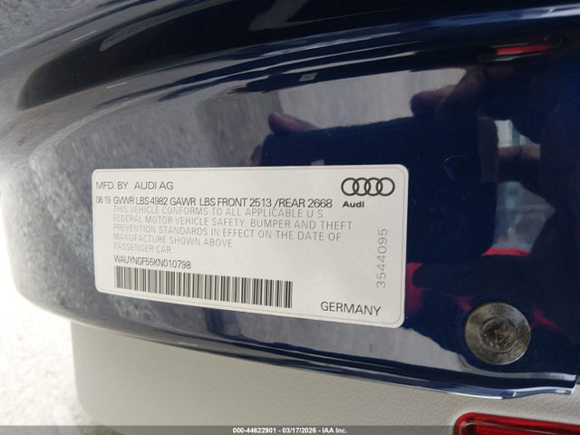 Продаж на аукціоні авто 2019 Audi A5 45 Premium, vin: WAUYNGF55KN010798, номер лоту: 44622901