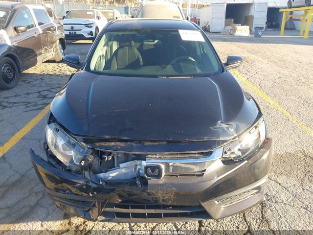 Honda Civic Lx 2018 2HGFC2F5XJH558338 Image 12