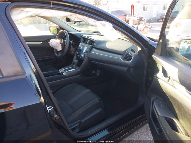 Honda Civic Lx 2018 2HGFC2F5XJH558338 Image 5