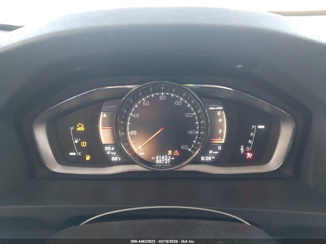 YV440MWK4J2058052 Volvo V60 Cross Country T5