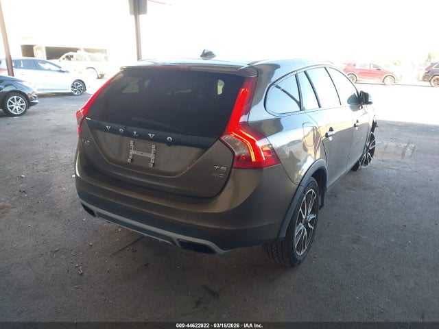 2018 VOLVO V60 CROSS COUNTRY YV440MWK4J2058052 Photo 3