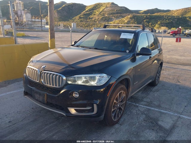 2017 BMW X5 5UXKR2C38H0U23483 Photo 1