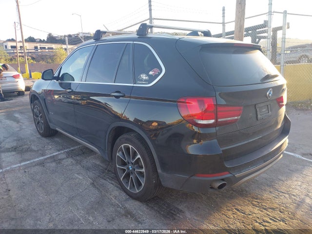 2017 BMW X5 5UXKR2C38H0U23483 Photo 2