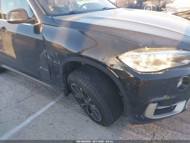 2017 BMW X5 5UXKR2C38H0U23483 Photo 5