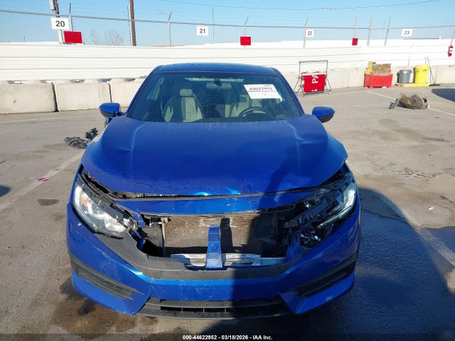 Honda Civic Lx-p 2018 2HGFC4B03JH306680 Image 12