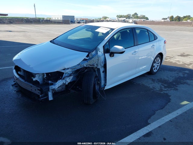 Toyota COROLLA LE 2025 5YFB4MDE5SP231821 Image 2
