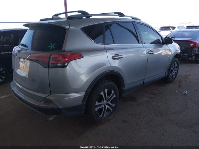 2018 TOYOTA RAV4 JTMZFREV3JJ175949 Photo 3
