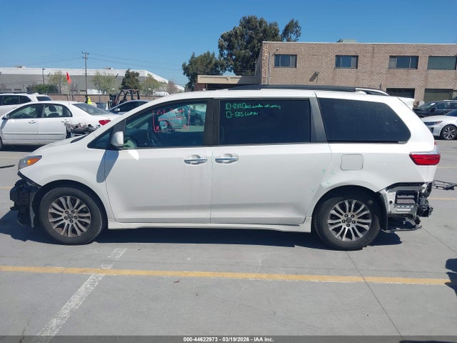 Toyota Sienna Xle 8 Passenger 2018 5TDYZ3DC3JS949247 Image 15
