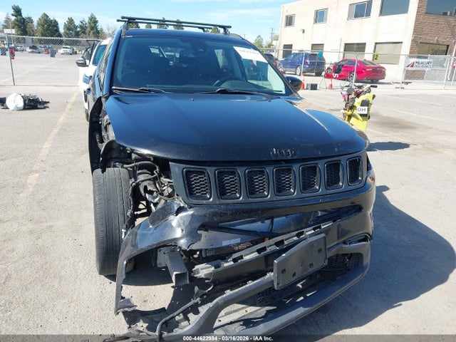 2020 Jeep Compass Altitude 4x4 მანქანა იყიდება აუქციონზე, vin: 3C4NJDBB2LT132614, აუქციონის ნომერი: 44622984