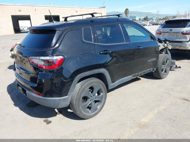 2020 Jeep Compass Altitude 4x4 მანქანა იყიდება აუქციონზე, vin: 3C4NJDBB2LT132614, აუქციონის ნომერი: 44622984