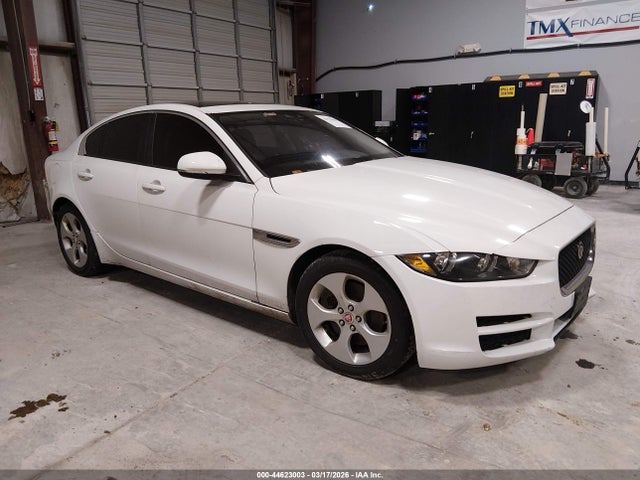 2018 JAGUAR XE SAJAR4FX0JCP36623