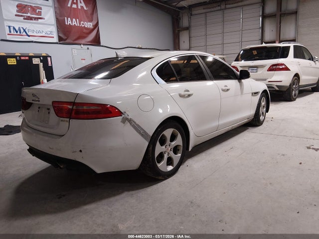 2018 JAGUAR XE SAJAR4FX0JCP36623 Photo 3