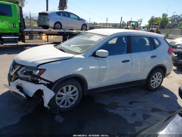 Nissan ROGUE S 2017 JN8AT2MT9HW149368 Image 14