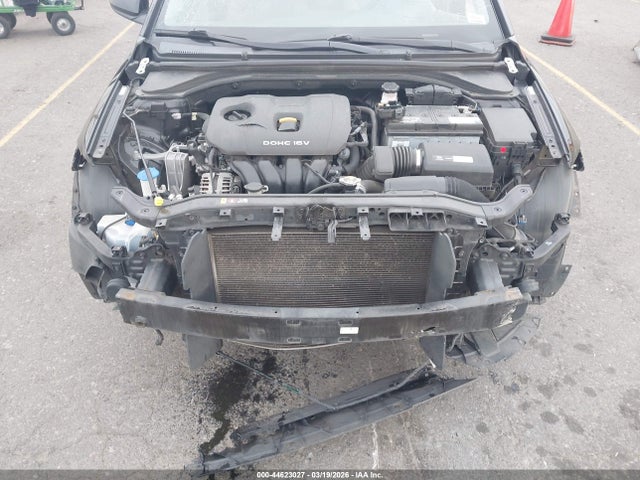KMHD74LF0JU473259 Hyundai ELANTRA SE