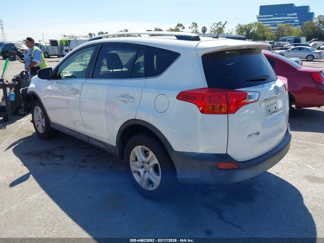 JTMBFREVXEJ005563 Toyota RAV4 LE