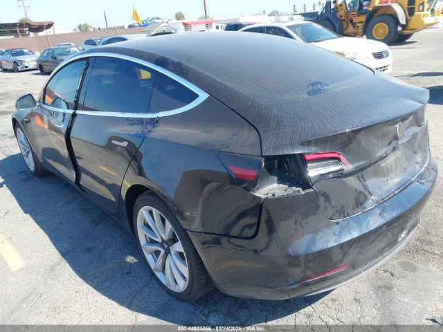 Продажа на аукционе авто 2018 Tesla Model 3 Long Range/mid Range, vin: 5YJ3E1EA5JF078346, номер лота: 44623056