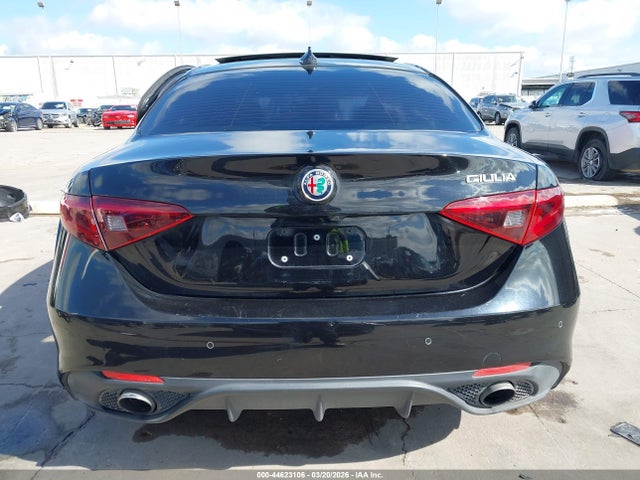Alfa Romeo Giulia Rwd 2017 ZARFAEBN9H7554711 Image 17
