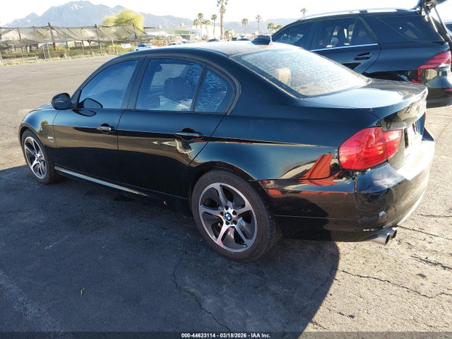 2009 BMW 328I WBAPK735X9A452602 Photo 2
