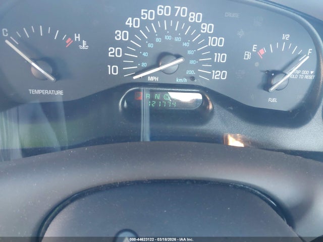 Продаж на аукціоні авто 2002 Buick Century Custom, vin: 2G4WS52J521273218, номер лоту: 44623122