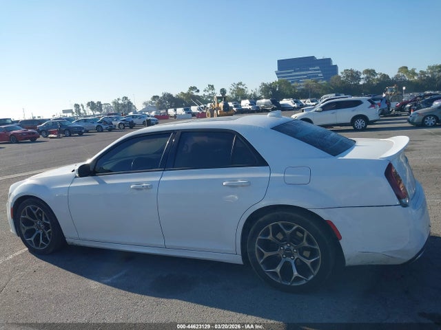Aukcja sprzedaży 2018 Chrysler 300 300s, vin: 2C3CCABG5JH243499, numer aukcji: 44623129