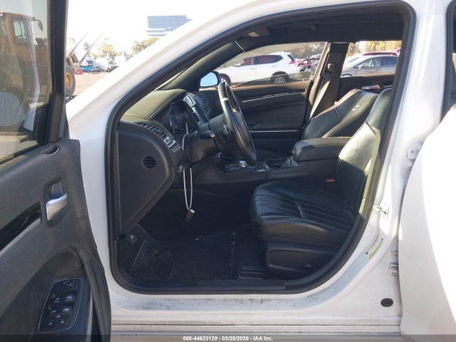 Aukcja sprzedaży 2018 Chrysler 300 300s, vin: 2C3CCABG5JH243499, numer aukcji: 44623129