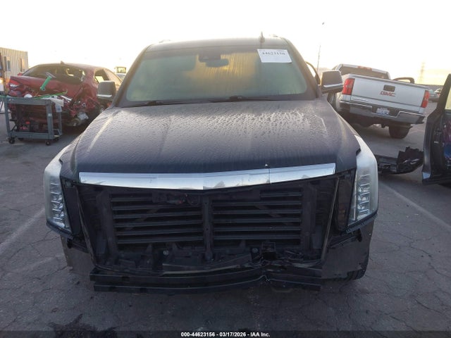 2020 Cadillac Escalade Esv 2wd Luxury მანქანა იყიდება აუქციონზე, vin: 1GYS3HKJ3LR217430, აუქციონის ნომერი: 44623156