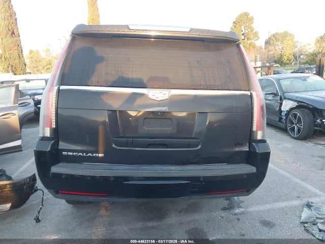 2020 Cadillac Escalade Esv 2wd Luxury მანქანა იყიდება აუქციონზე, vin: 1GYS3HKJ3LR217430, აუქციონის ნომერი: 44623156