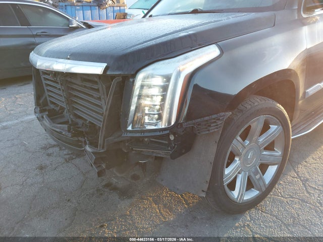 2020 Cadillac Escalade Esv 2wd Luxury მანქანა იყიდება აუქციონზე, vin: 1GYS3HKJ3LR217430, აუქციონის ნომერი: 44623156