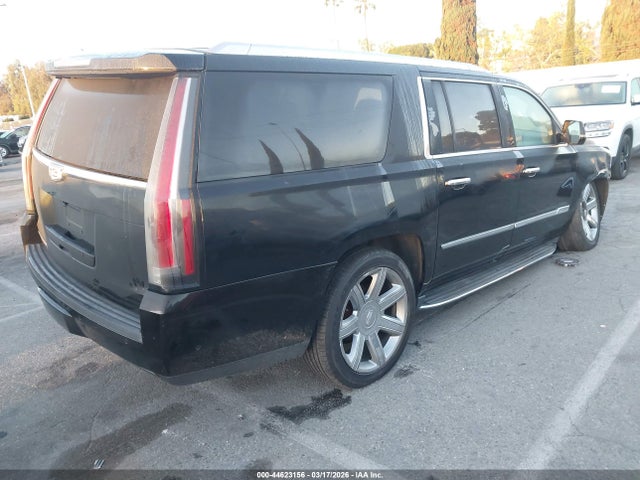 2020 Cadillac Escalade Esv 2wd Luxury მანქანა იყიდება აუქციონზე, vin: 1GYS3HKJ3LR217430, აუქციონის ნომერი: 44623156