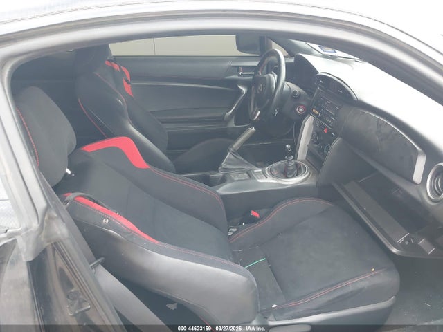 2013 SCION FR-S JF1ZNAA13D1717715 Photo 4