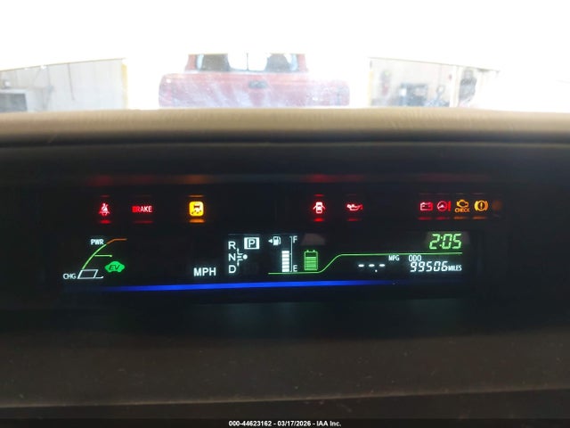 JTDZN3EUXE3332071 Toyota Prius V Five