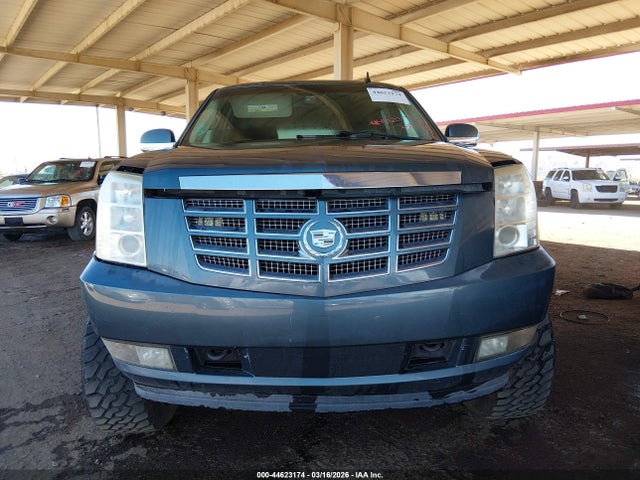 Продажа на аукционе авто 2008 Cadillac Escalade Standard, vin: 1GYFK63808R144724, номер лота: 44623174
