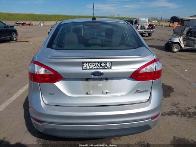 Ford FIESTA SE 2019 3FADP4BJ2KM105297 Image 16