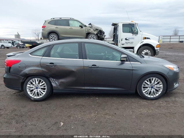 1FADP3J25HL264961 Ford Focus Titanium