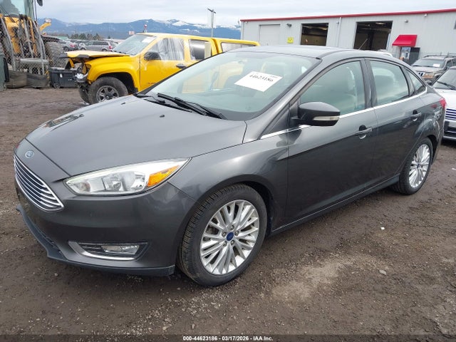 1FADP3J25HL264961 Ford Focus Titanium