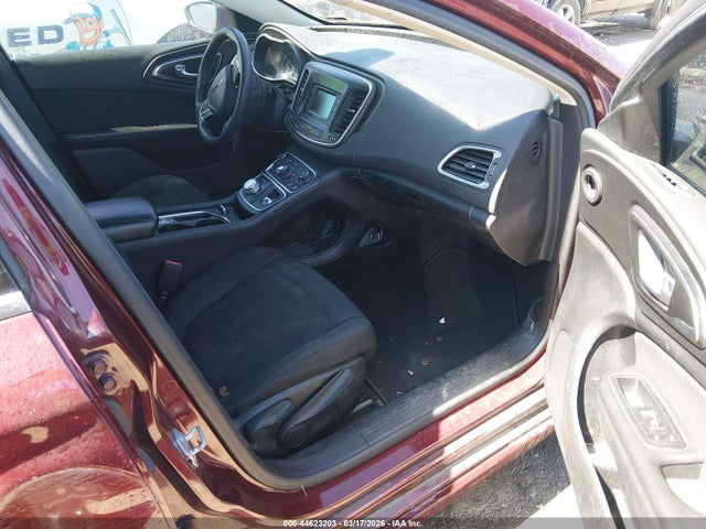 2016 CHRYSLER 200 1C3CCCAB2GN142048 Photo 4