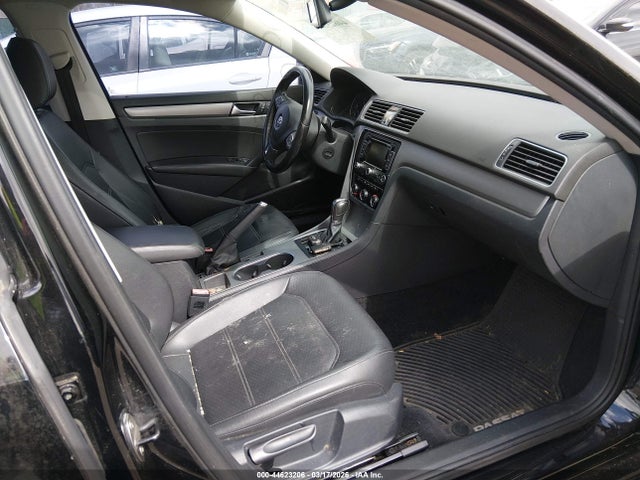 Aukcja sprzedaży 2014 Volkswagen Passat 1.8t Se, vin: 1VWBS7A31EC069075, numer aukcji: 44623206