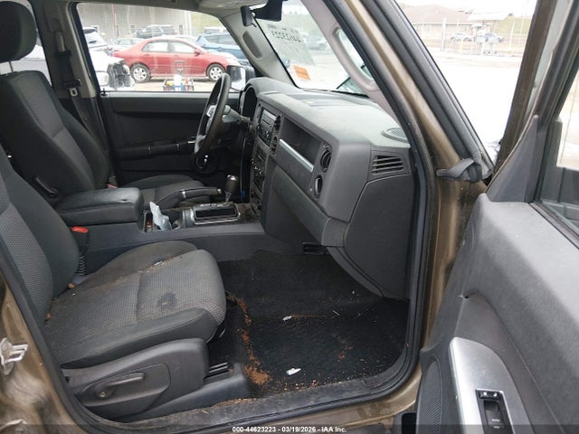 2009 Jeep Commander Sport მანქანა იყიდება აუქციონზე, vin: 1J8HG48K49C511257, აუქციონის ნომერი: 44623223